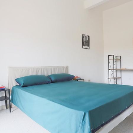 סלרנו Bright Apartment Near The Sea With Parking מראה חיצוני תמונה